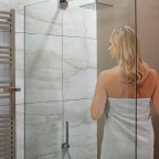 The Benefits of Acrylic Wall Panels: A Cost-Effective and Stylish Choice for Your Bathroom